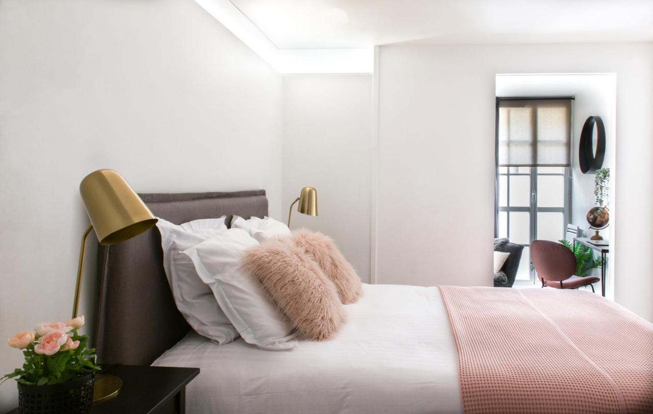 Appartements - Le Logis Versaillais แวร์ซาย ภายนอก รูปภาพ