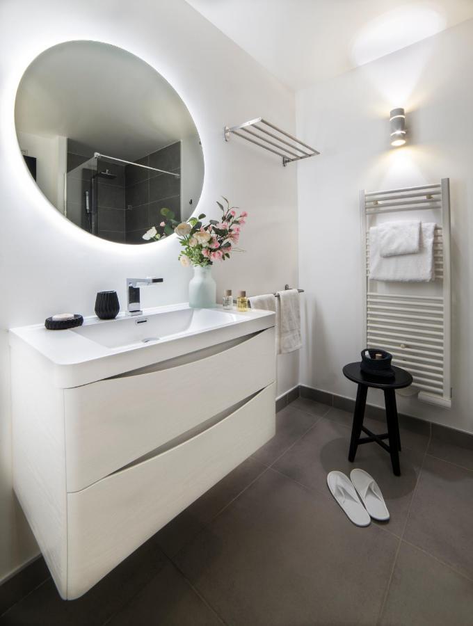 Appartements - Le Logis Versaillais แวร์ซาย ภายนอก รูปภาพ
