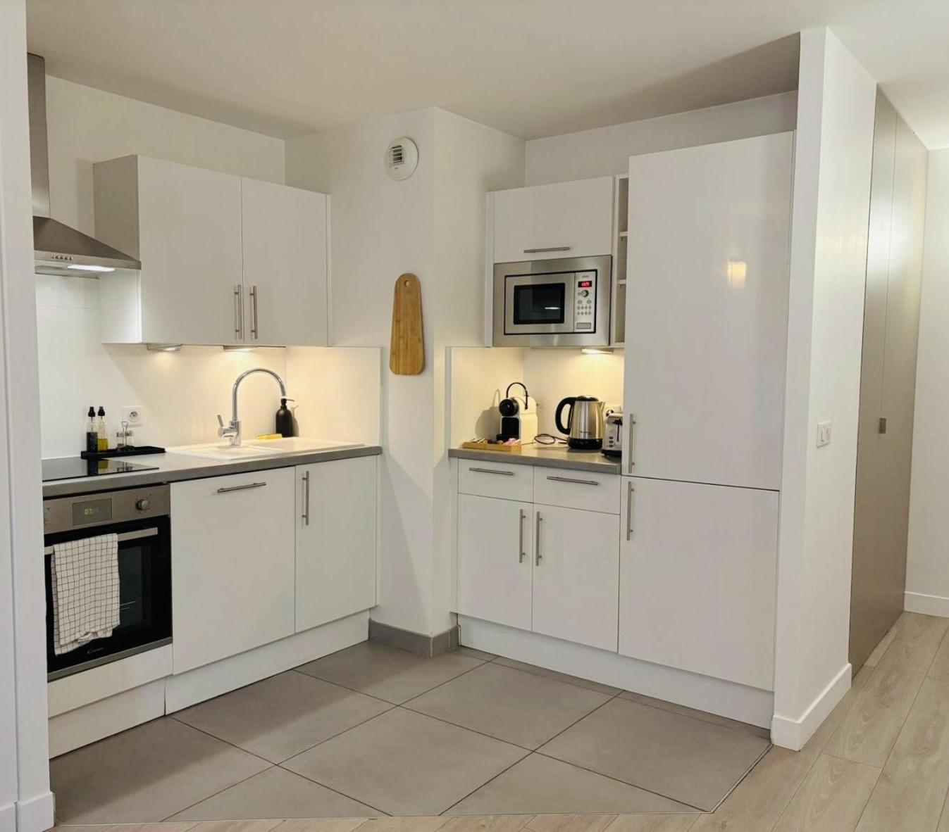 Appartements - Le Logis Versaillais แวร์ซาย ภายนอก รูปภาพ